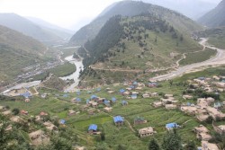 बिजुली खोलाको परिचय बनाउँदैछ मोदी खोला